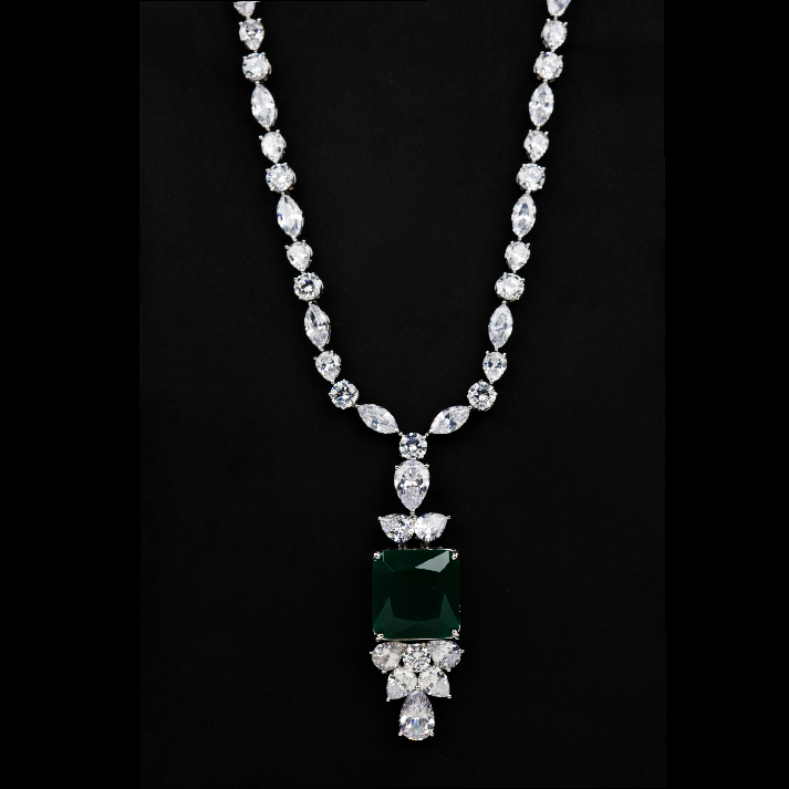 Regal Emerald-Green Cushion-Cut Long Pendant Set