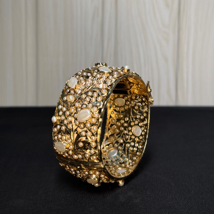 Ivory Pearl Jadau Bangle | Handcrafted Gold-Tone Traditional Kada