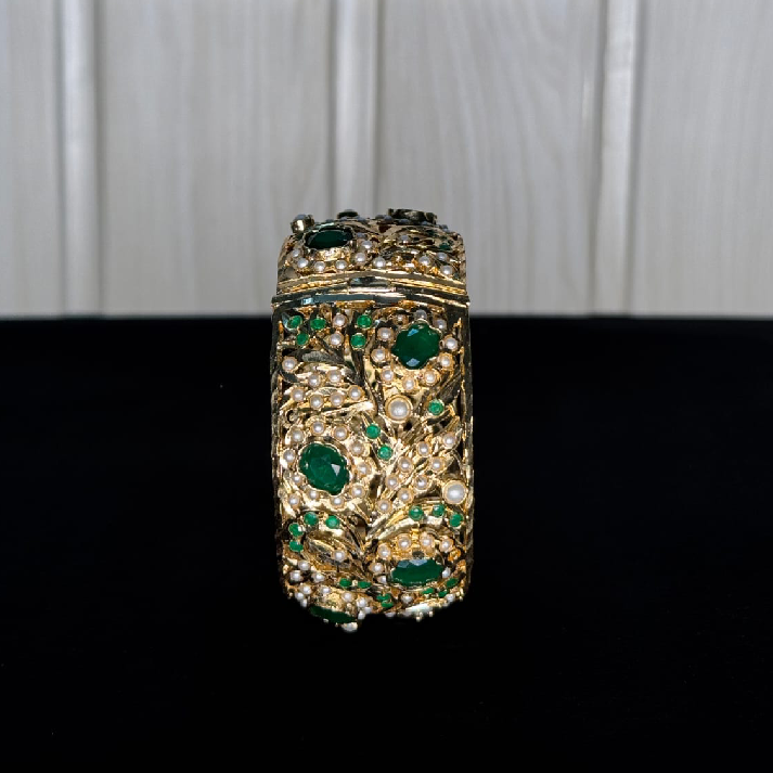 Royal Emerald Pearl Jadau Bangle | Handcrafted Gold-Tone Bridal Kada