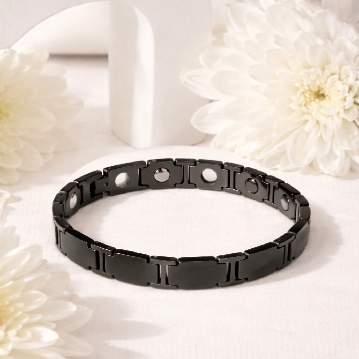 Men’s Black Magnetic Steel Bracelet – Minimal Strength by Noore