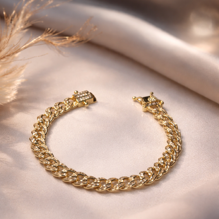 Men’s Gold Cuban Link Bracelet – Bold Luxe by Noore