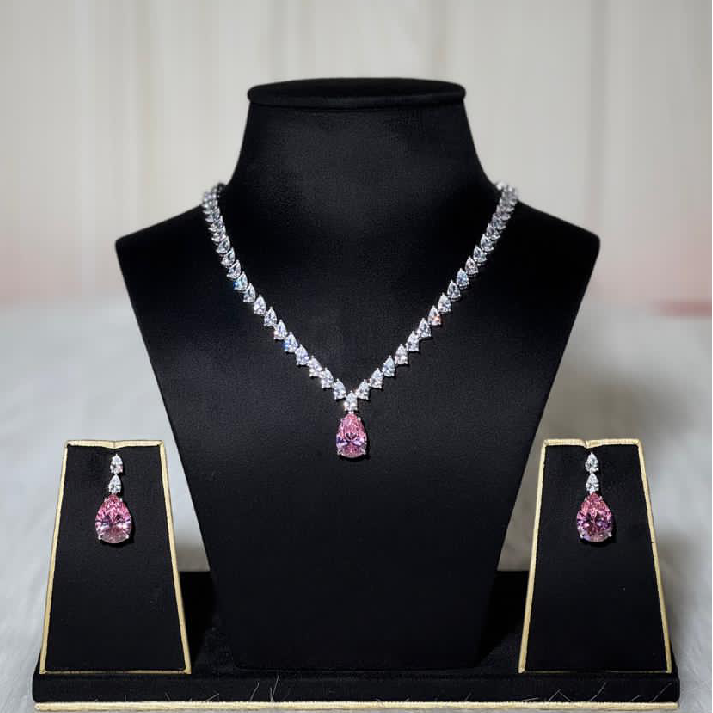 Noore Blush Teardrop Diamond Necklace Set