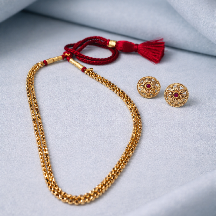 Noore Classic Gold Chain Necklace Set