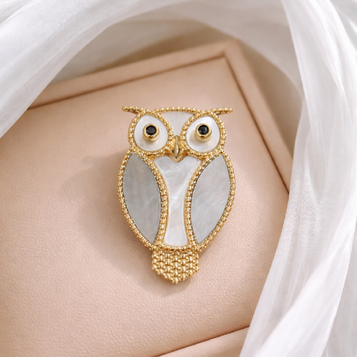 Elegant Owl Pearl Brooch