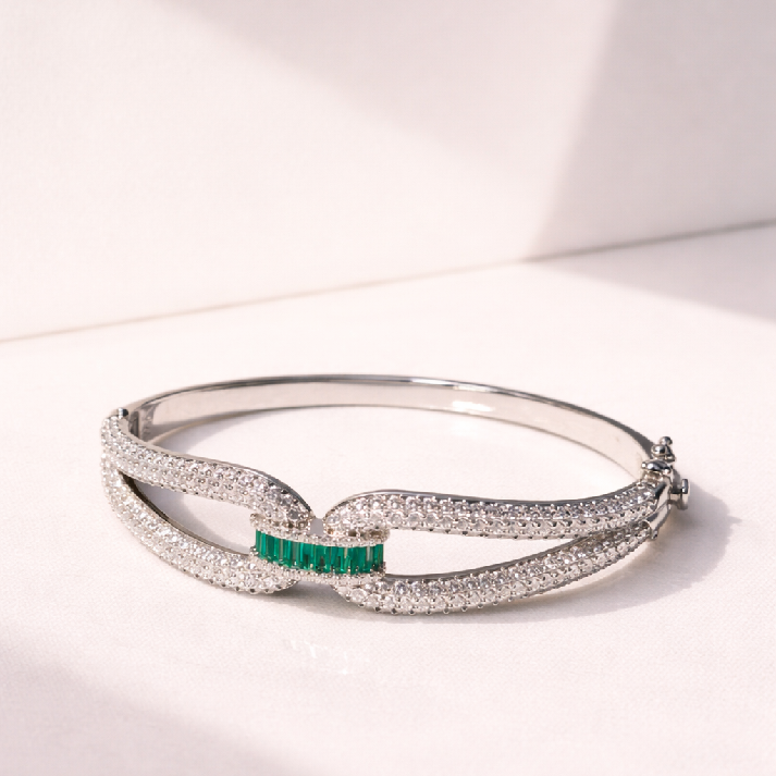 Elegant Green Crystal Twist Bracelet