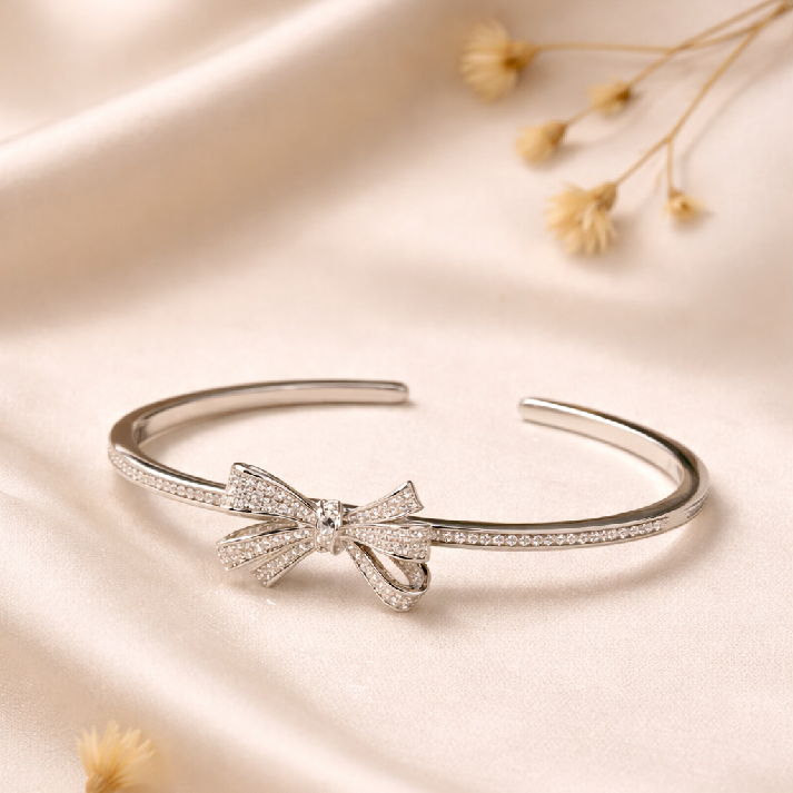 Elegant Bow Design Crystal Studded Girls Bracelet